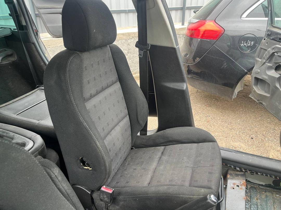 Сиденье переднее 28CL0Z Peugeot 307 купить
