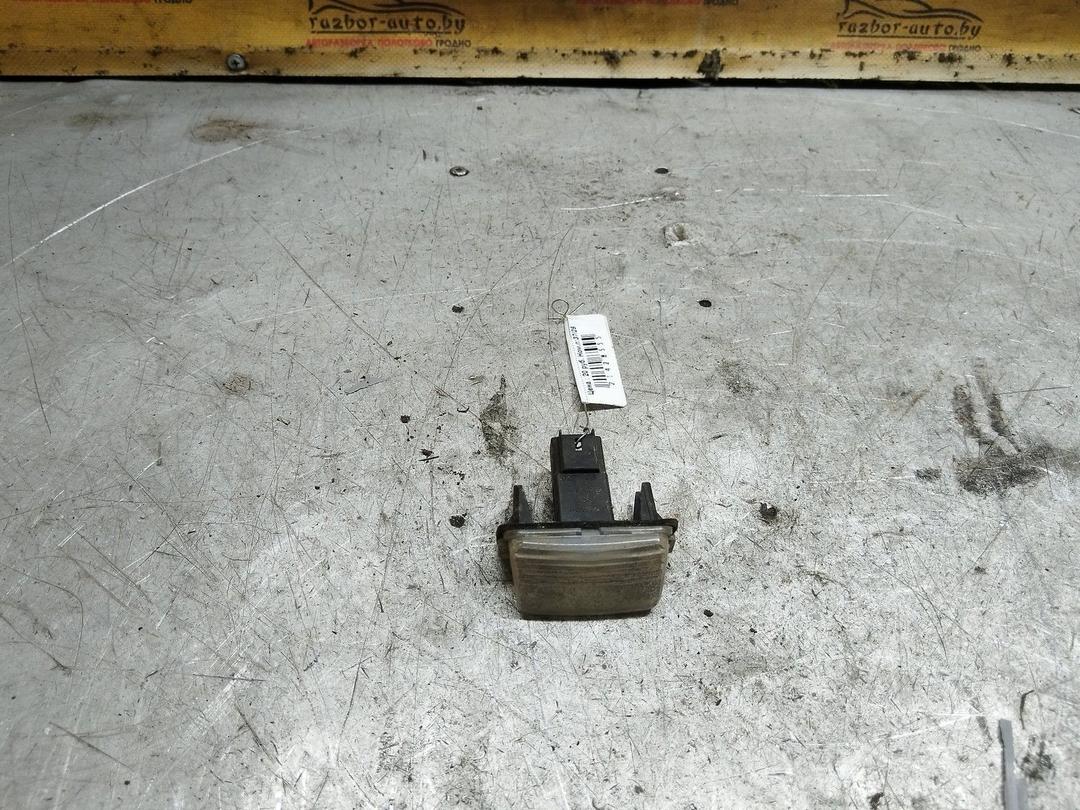 Подсветка номера Q2F9I8 Citroen Xsara Picasso