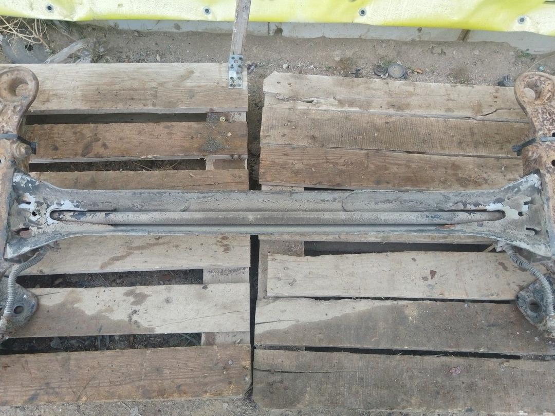 Балка подвески задняя 66509M Citroen C3 undefined