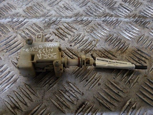 Активатор замка багажника QZG2AY Volkswagen Bora