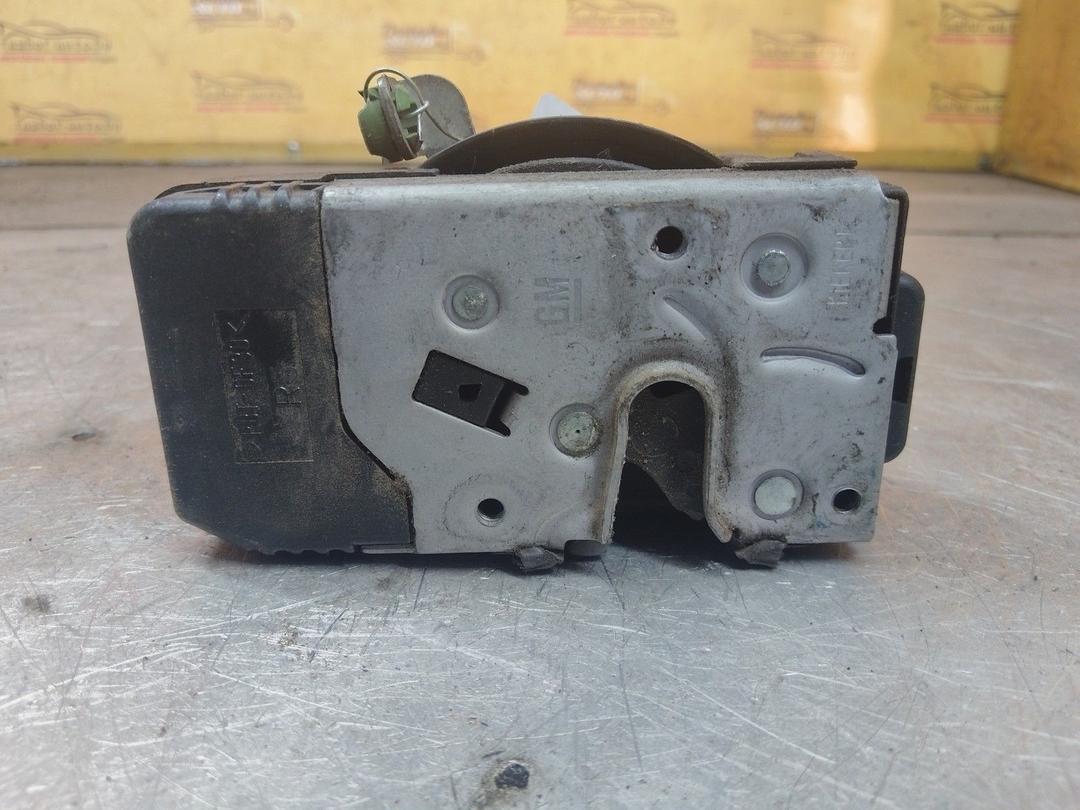 Замок двери передней правой KTILB0 Opel Zafira - Фото 1