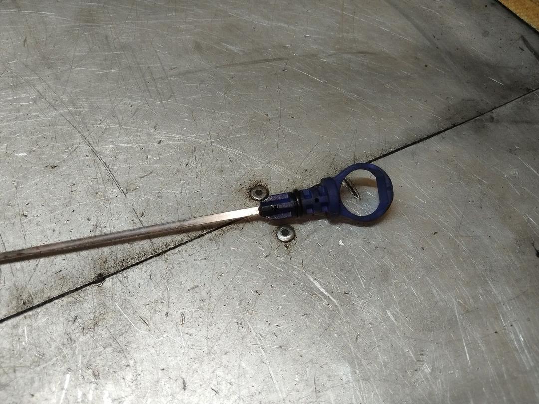 Щуп двигателя XPVBBP Peugeot Partner купить в магазине запчастей бу