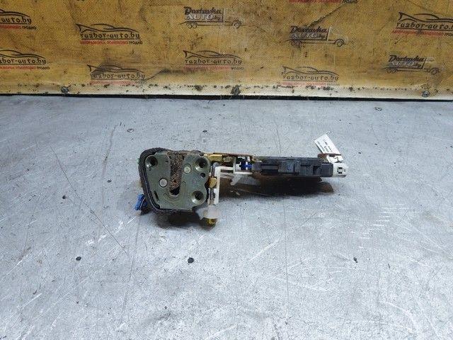 Замок двери передней левой 20E8CB купить