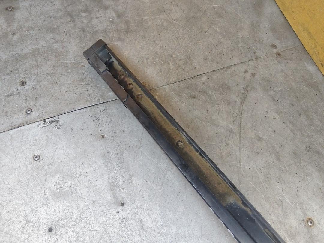 Направляющая сдвижной двери 6VGANH Citroen Berlingo купить в магазине запчастей бу