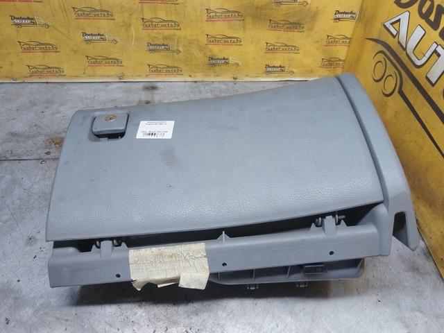 Бардачок EJM91Z Peugeot 406