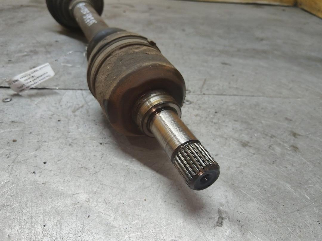 Полуось передняя левая (приводной вал, ШРУС) 7BLW8H Citroen Xsara Picasso - Фото 3