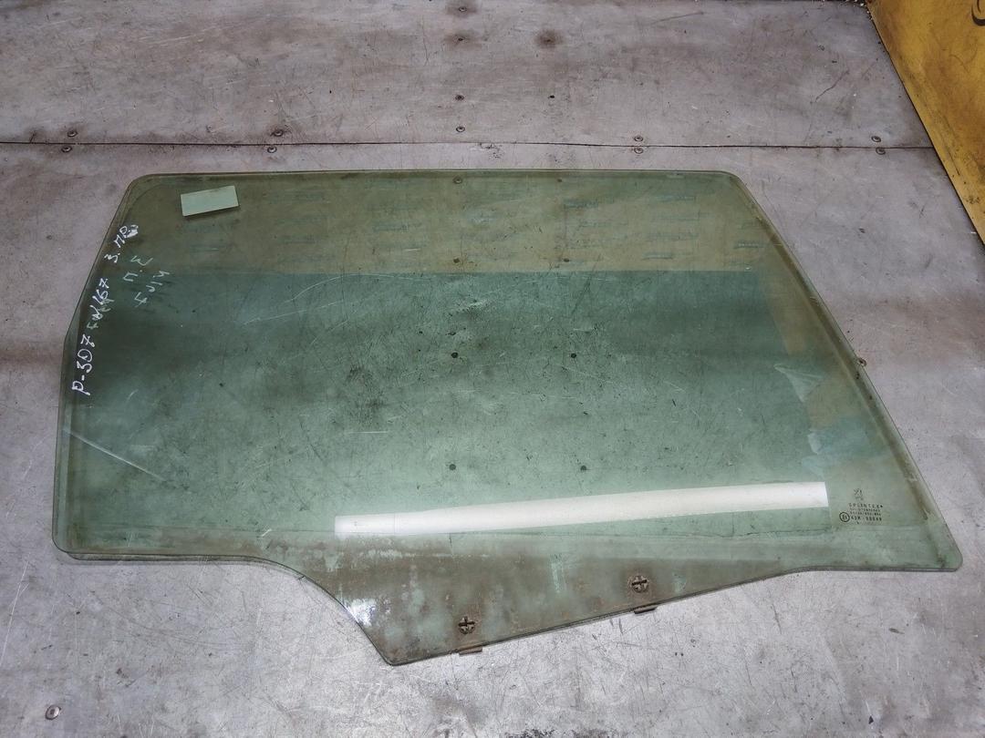 Стекло двери задней правой 0XMTHK Peugeot 307