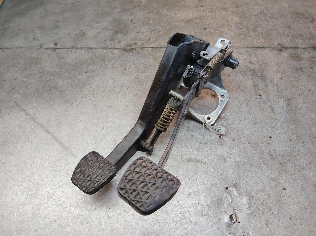 Узел педальный (блок педалей) 38RY85 Mercedes C W202 - Фото 2