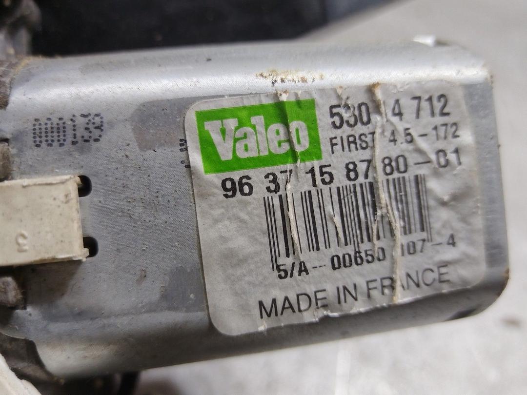 Моторчик заднего стеклоочистителя (дворника) VULVWY Citroen C3 купить с доставкой