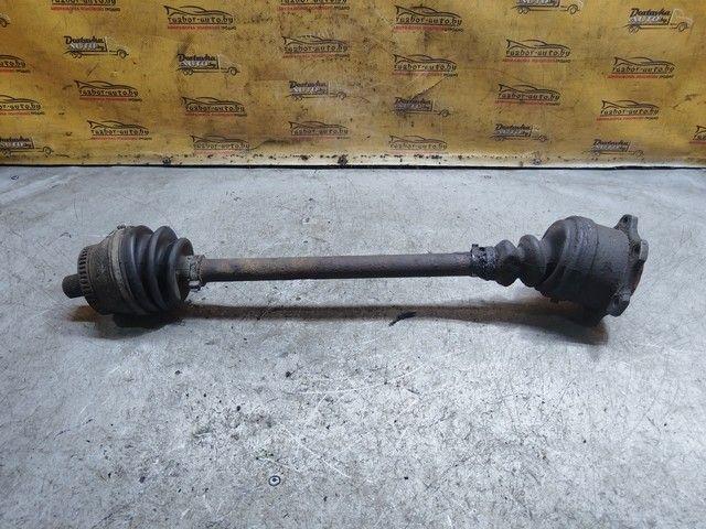 Полуось передняя левая (приводной вал, ШРУС) P0KAG8 Audi A4