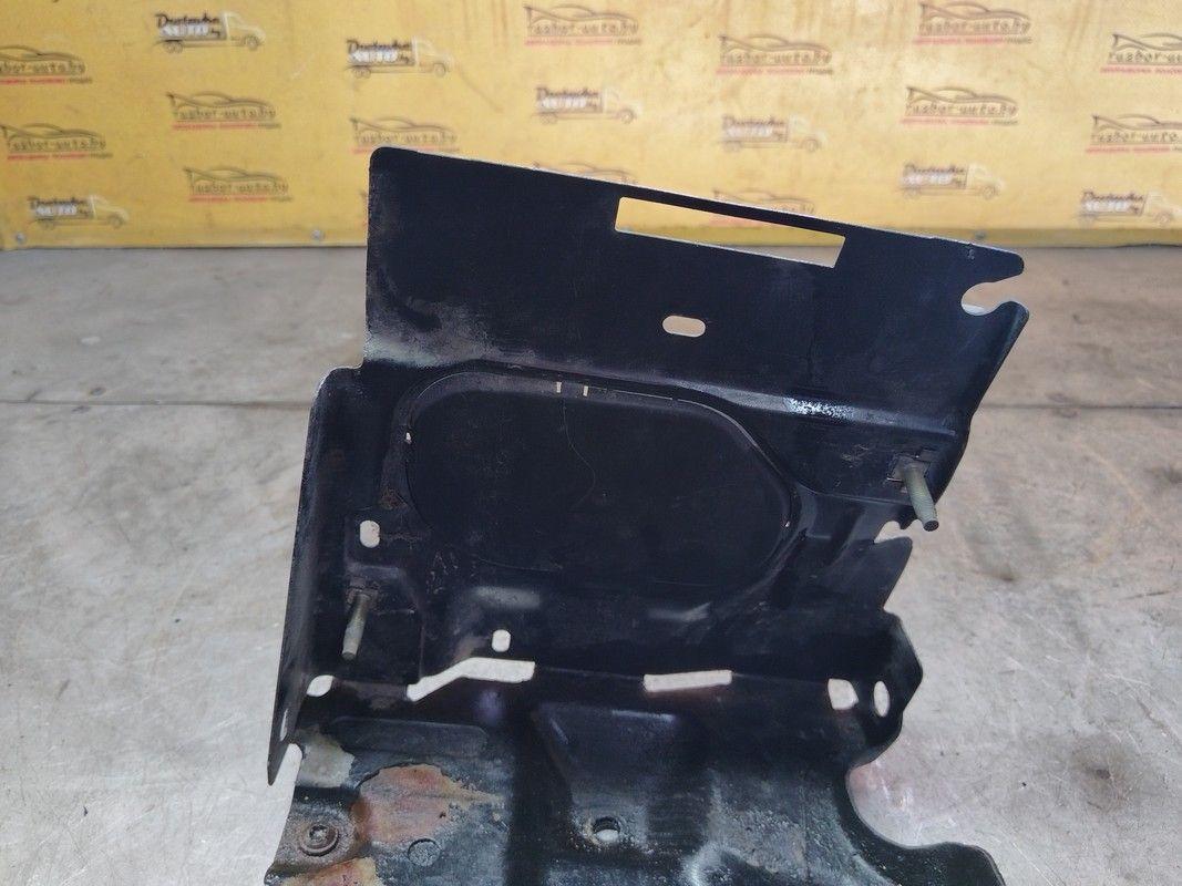 Полка аккумулятора 3E8O93 Peugeot 307 купить с доставкой