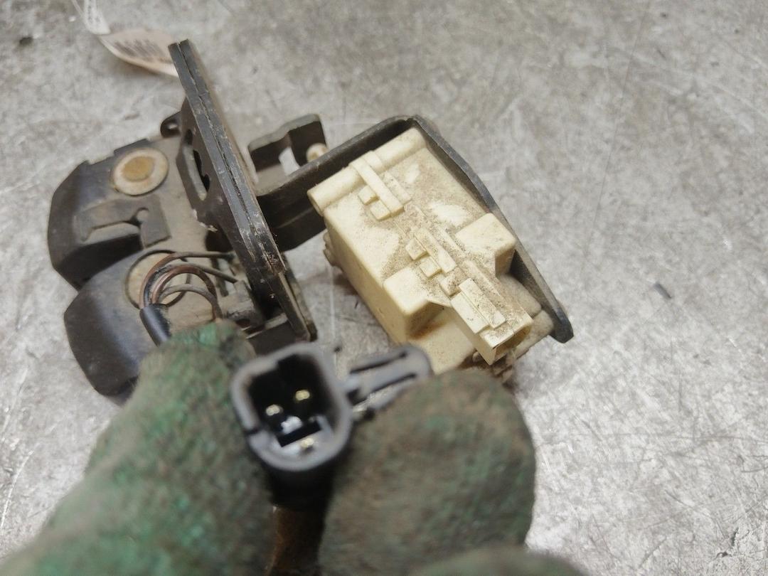 Замок багажника LQOPU9 Alfa Romeo 147 - Фото 3