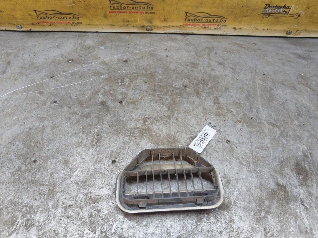 Решетка вентиляции кузова 027VI9 Ford Fiesta купить с доставкой