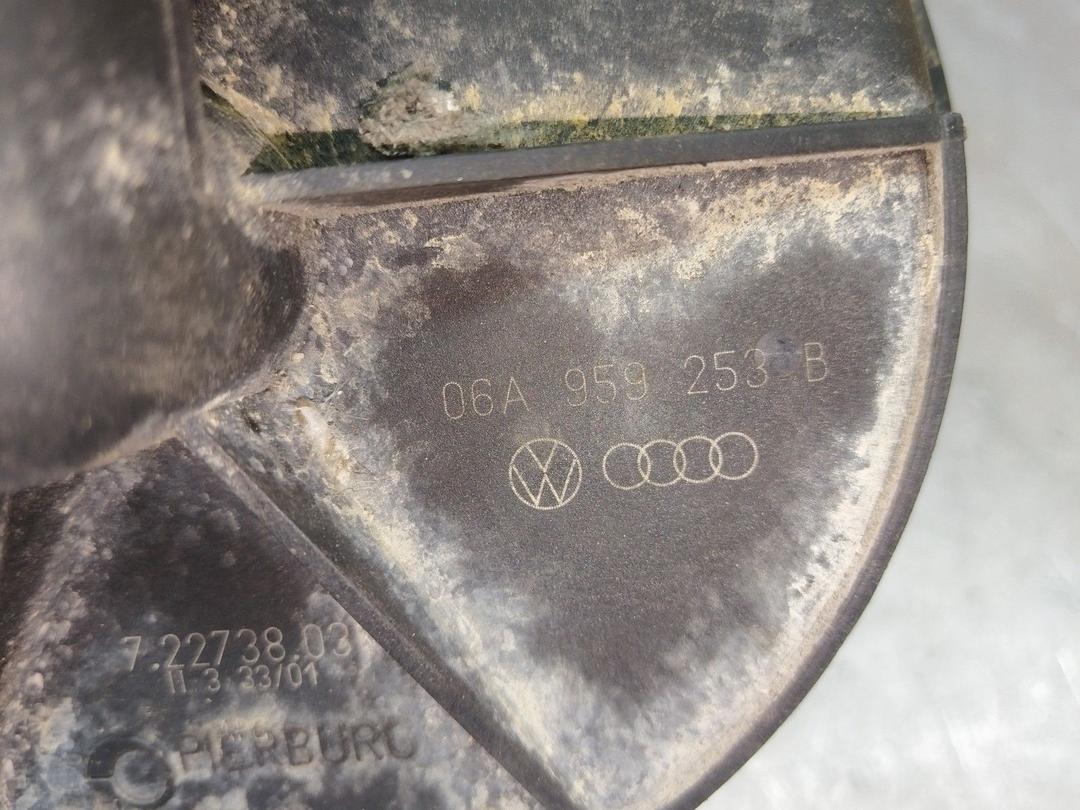 Насос продувки катализатора 51DJAS Volkswagen Passat - Фото 8