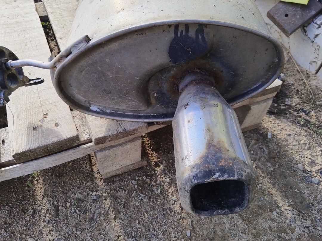 Глушитель EG0P10 BMW X5 E53 undefined