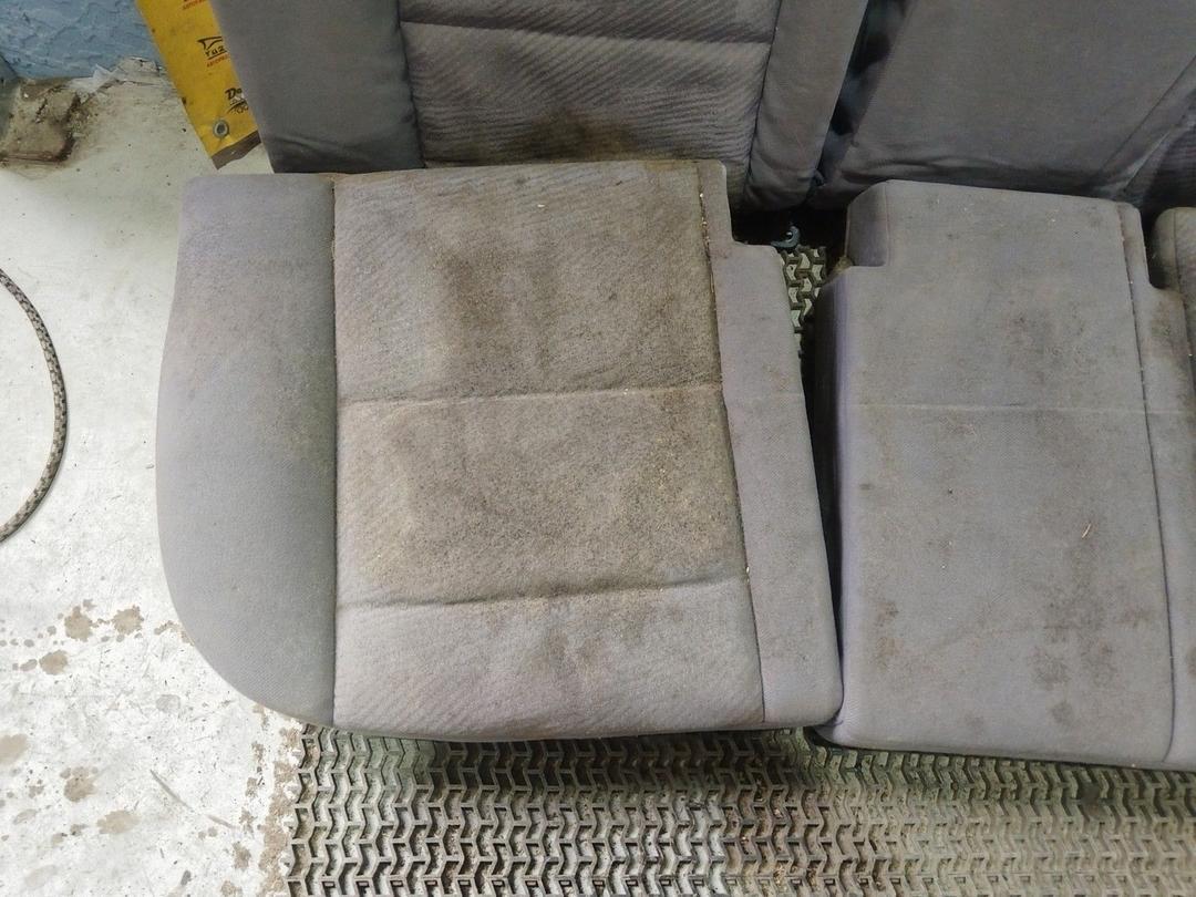 Сиденье заднее U5N9WX Peugeot 307 купить