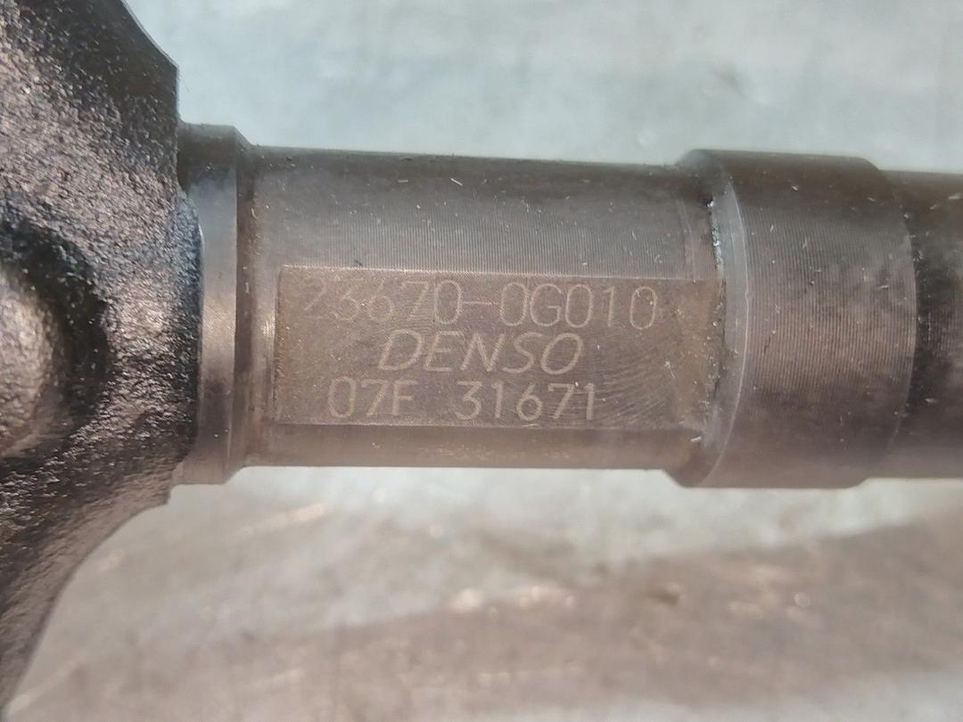 Форсунка 84N182 Toyota Avensis купить с доставкой