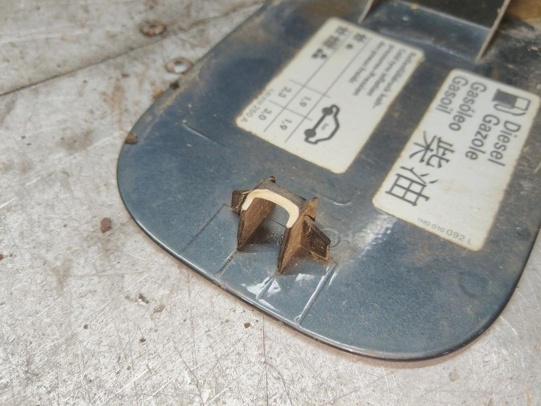 Лючок топливного бака Y8ZVDM Volkswagen Golf - Фото 3