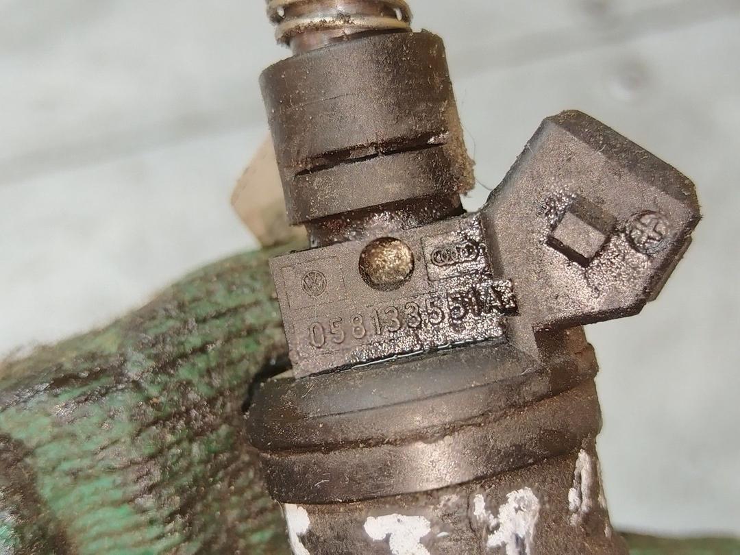 Форсунка Y1C23D Audi A4 - Фото 4