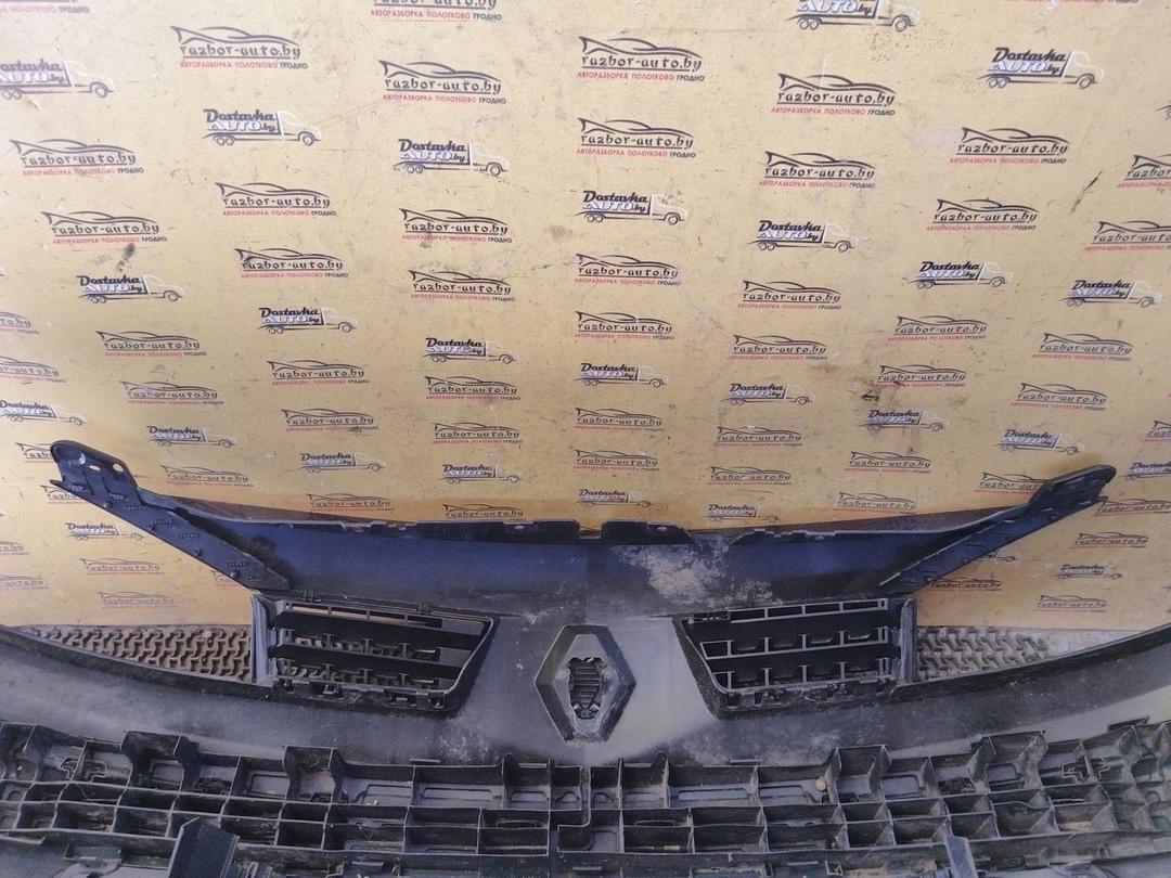 Бампер передний A059W7 Renault Megane undefined