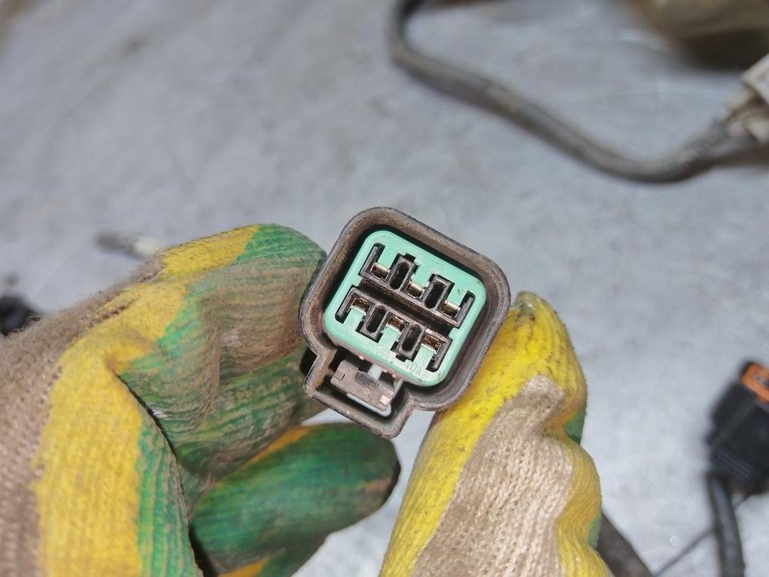 Проводка двигателя LL6O2Y Mitsubishi Carisma - Фото 18