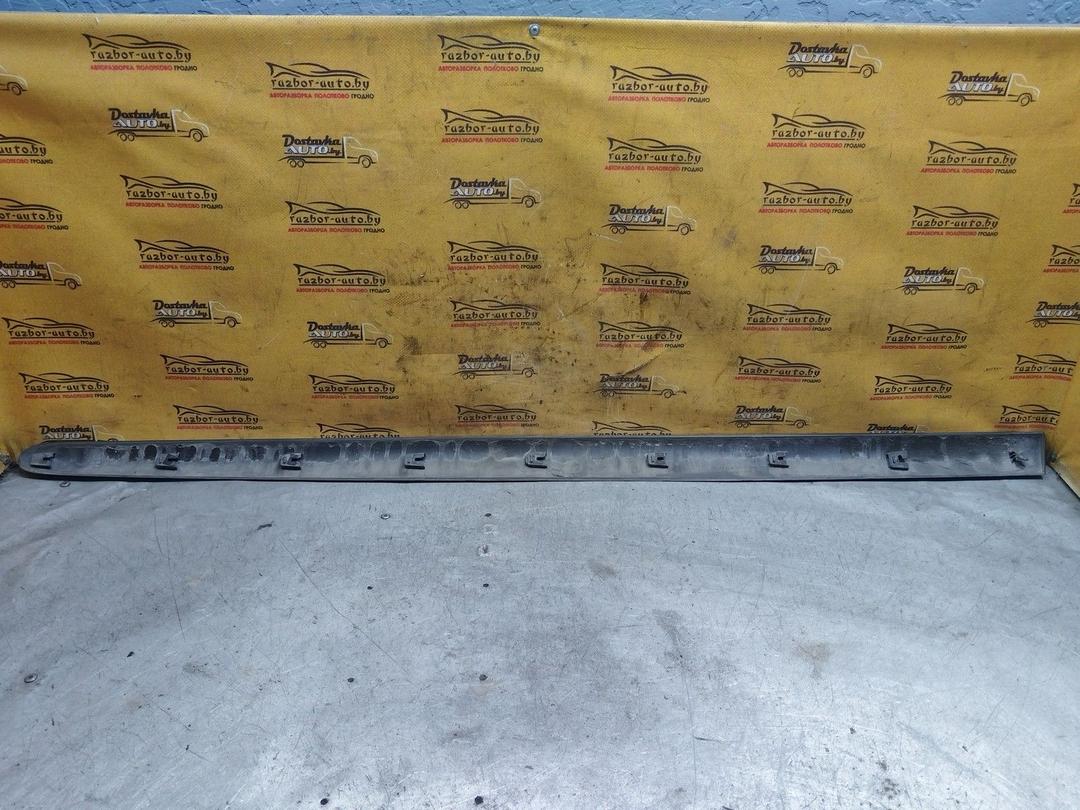 Молдинг двери передней правой VGZ4A5 Peugeot 206 купить