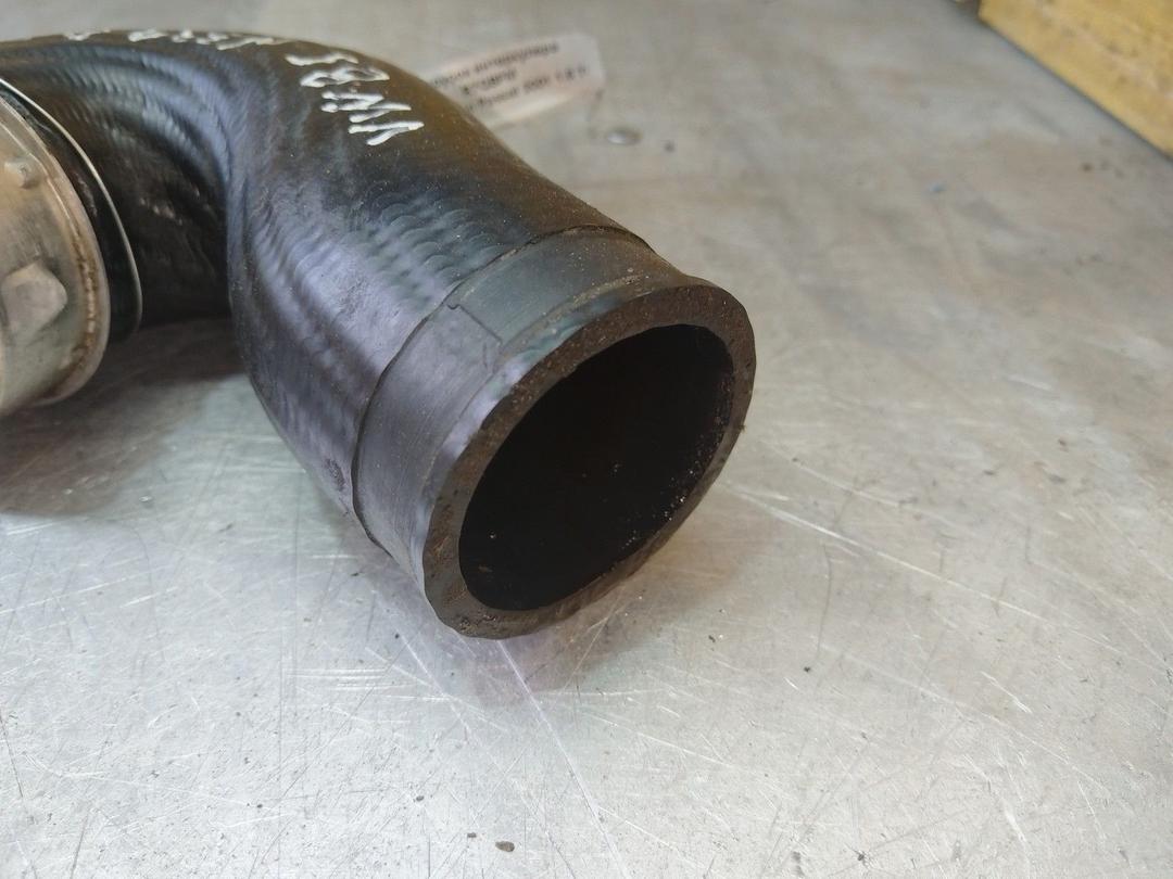 Патрубок интеркулера R7QBFM Volkswagen Passat - Фото 3