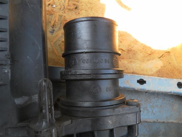 Расходомер воздуха 4028D0 Renault Clio - Фото 1