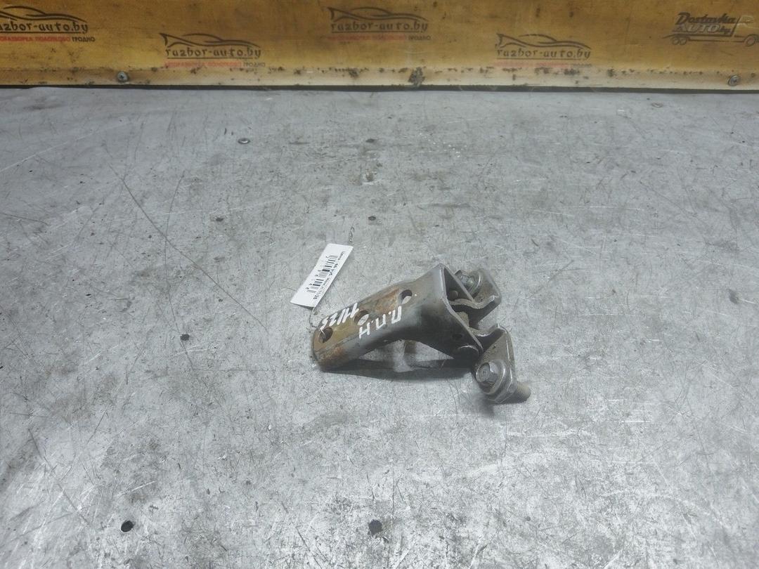 Петля двери передней правой VUZA5Q Mitsubishi Grandis купить