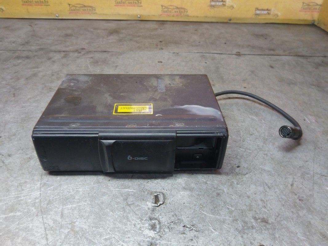 CD-чейнджер 0113UZ Audi A6 - Фото 1