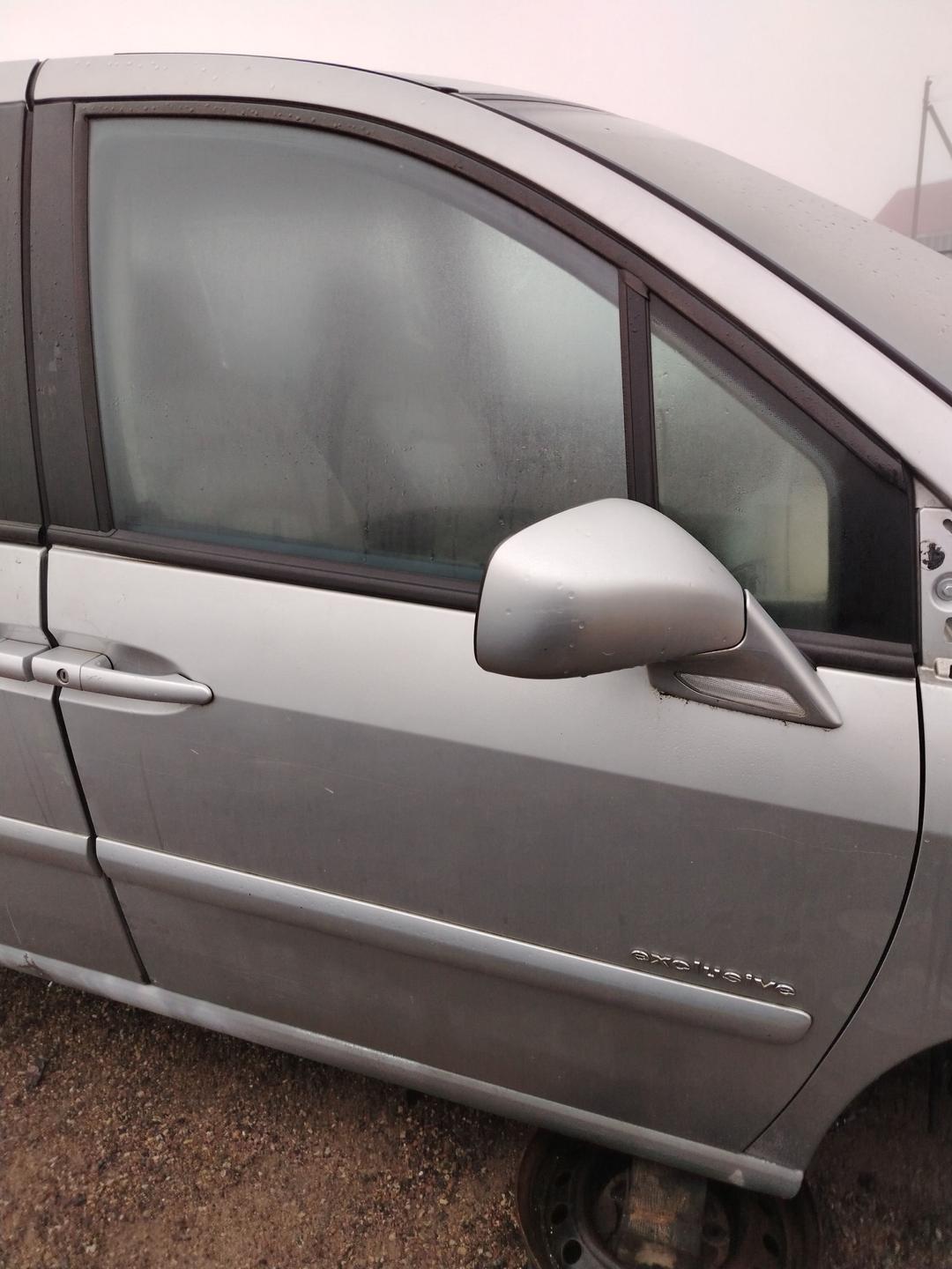 Стекло двери передней правой KMP4CC Citroen C8