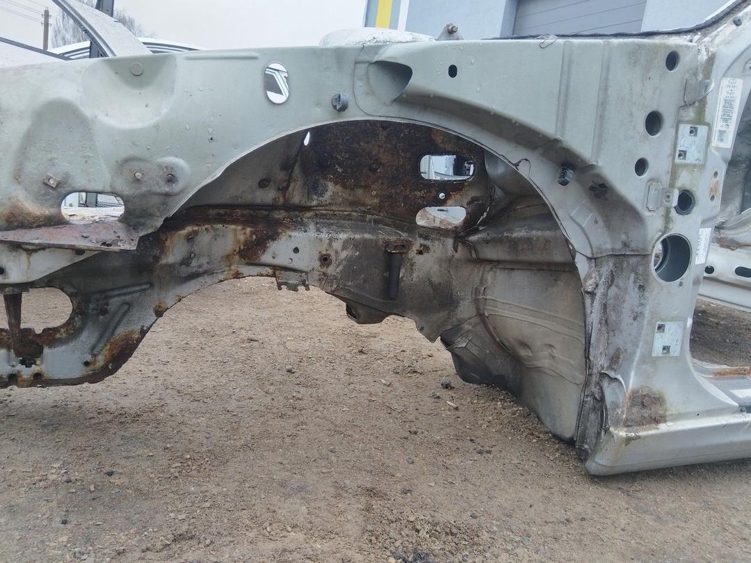 Стойка кузовная передняя левая IZQ6UX Peugeot 406 купить