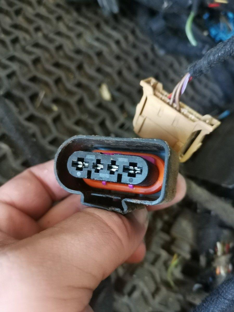 Проводка салона EKA6A6 Audi A4 - Фото 15