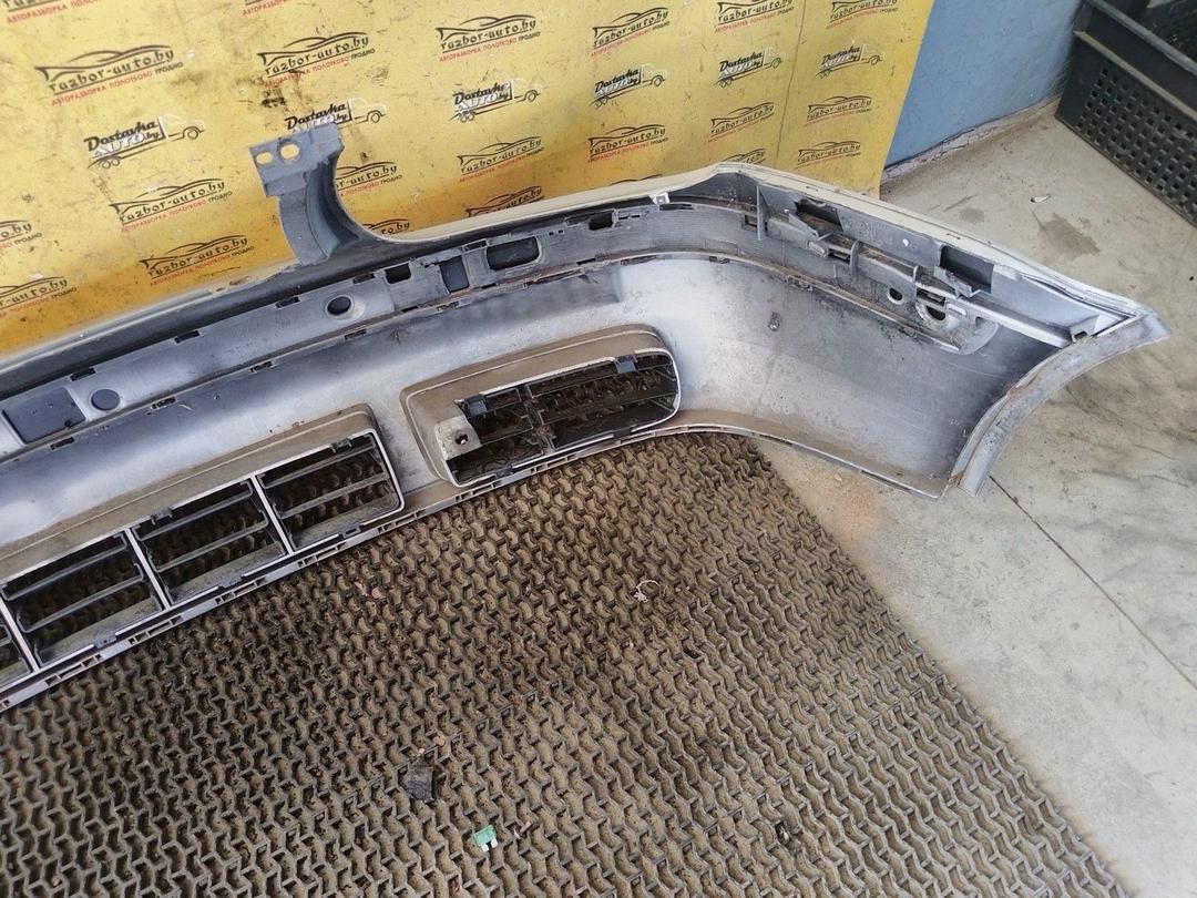 Бампер передний 6U8YDX Volkswagen Golf undefined