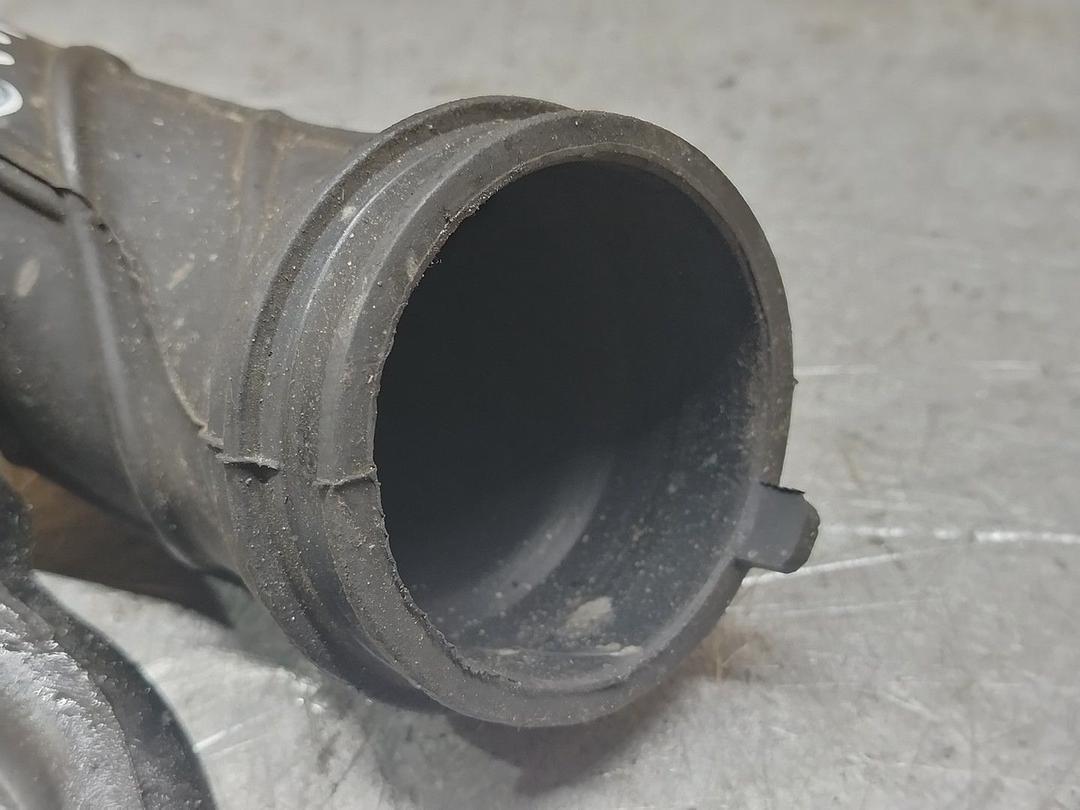 Патрубок турбины 6DEOJT Citroen C3 - Фото 2