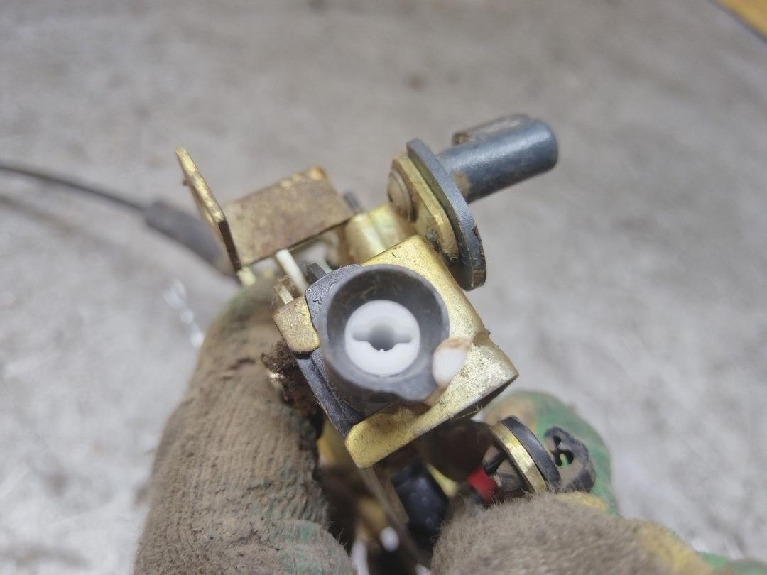 Механизм сдвижной двери 1YO64H Citroen Berlingo купить с доставкой