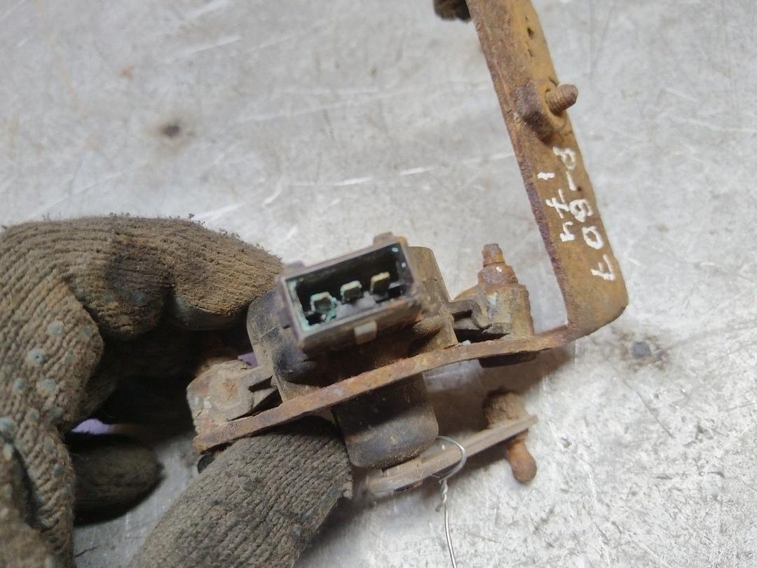 Датчик положения подвески D0Y16H Peugeot 607 - Фото 3