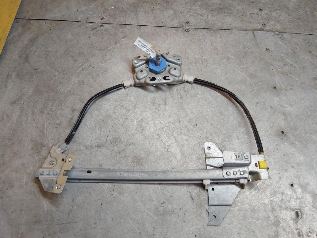 Стеклоподъемник задний левый 7YW0Q4 Peugeot 307 - Фото 1