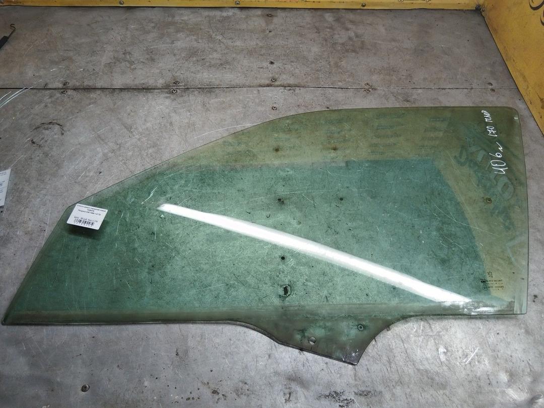 Стекло двери передней левой 1M90Y6 Peugeot 406 - Фото 1