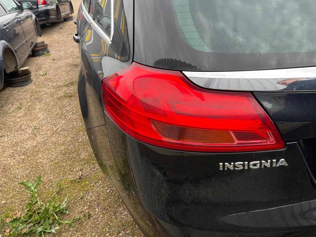 Фонарь задний левый RDQJ2B Opel Insignia