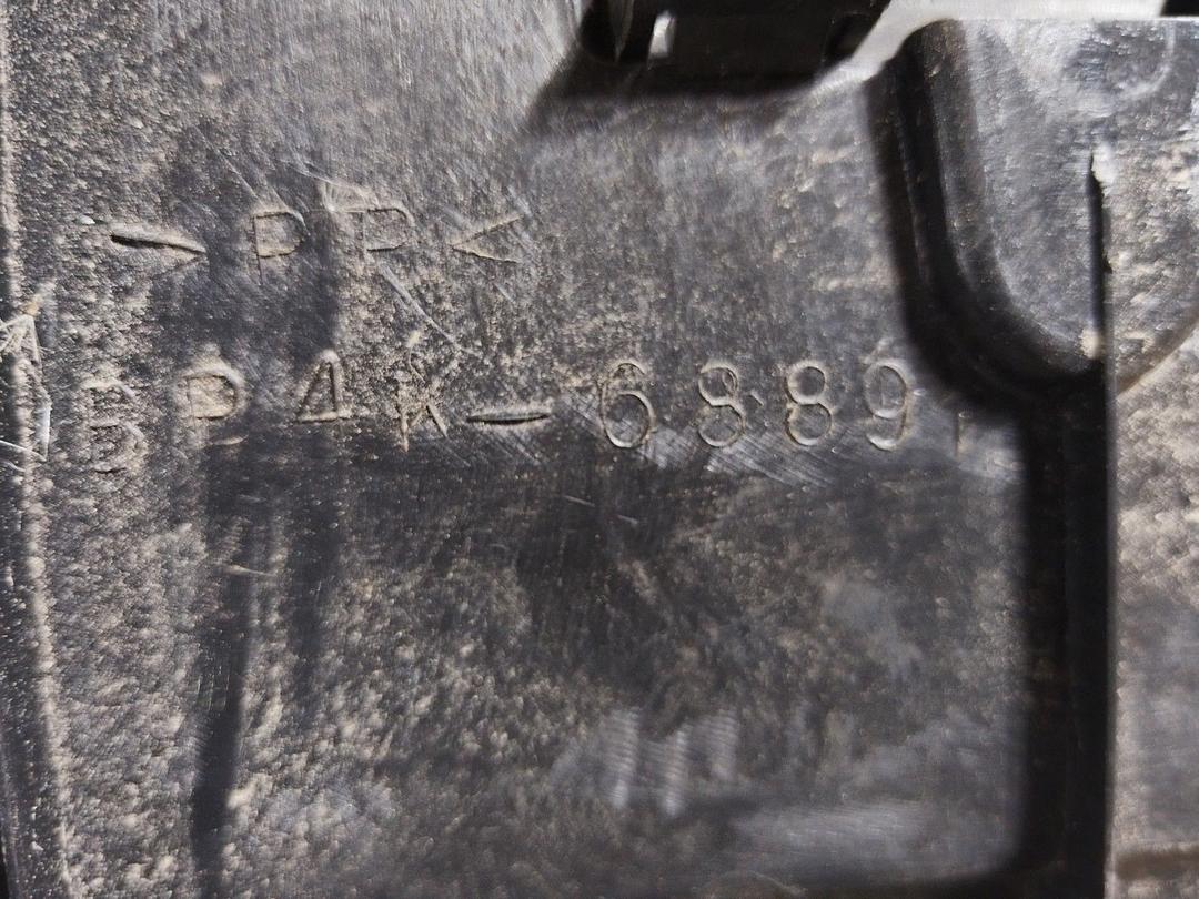 Накладка замка багажника FZSIZ5 Mazda 3 купить в магазине запчастей бу