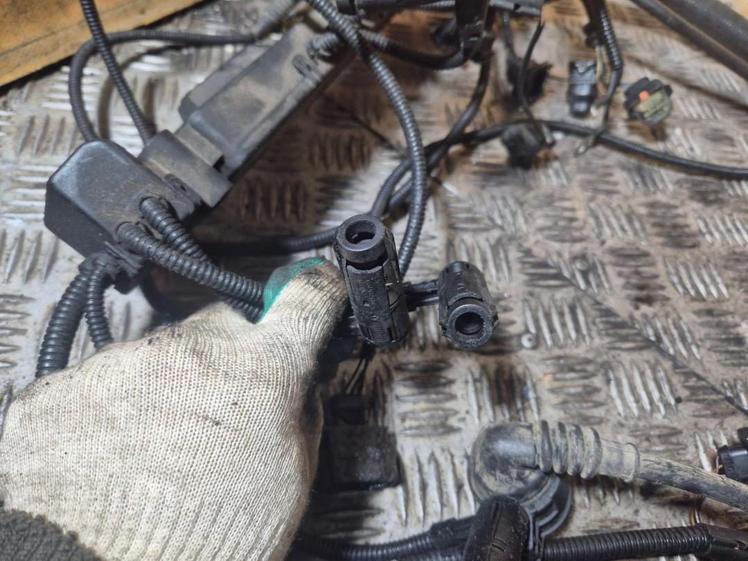 Проводка двигателя 4V8J44 BMW 5 E39 - Фото 7