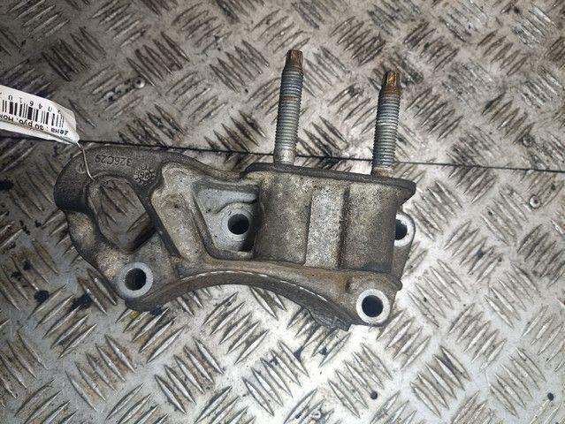 Кронштейн двигателя NXYV78 Ford Focus купить в магазине запчастей бу