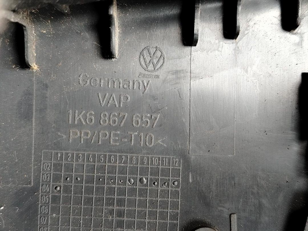 Обшивка крышки багажника 04J6FD Volkswagen Golf - Фото 9