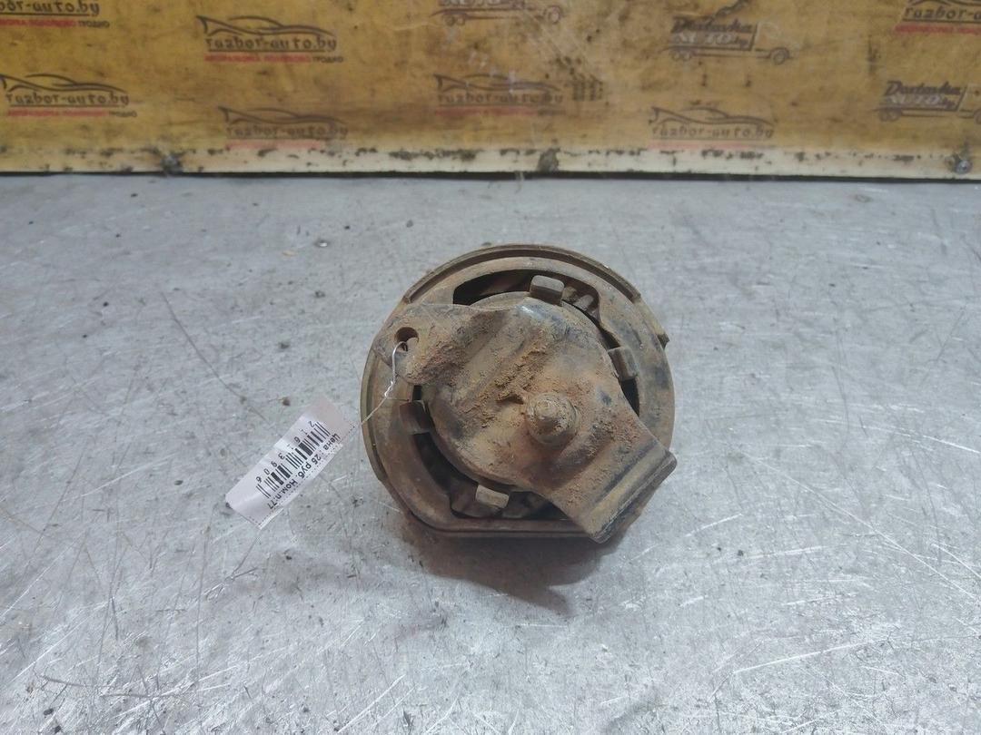 Подушка крепления двигателя 7W0YD5 Volkswagen Passat - Фото 3