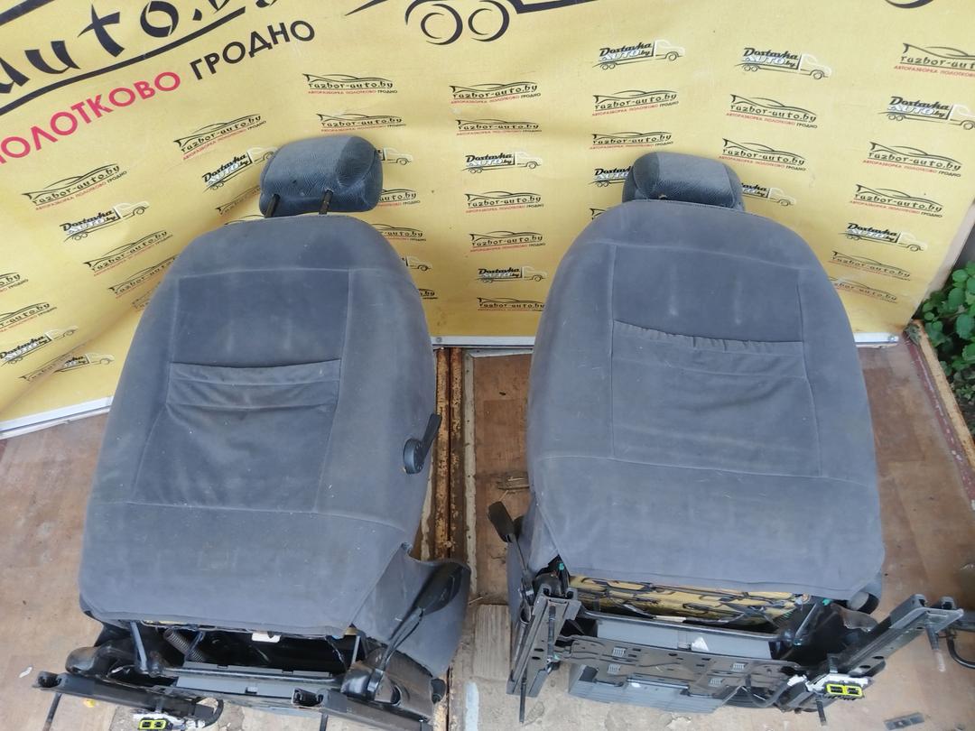 Салон (комплект сидений) 7VT7UV Renault Laguna undefined