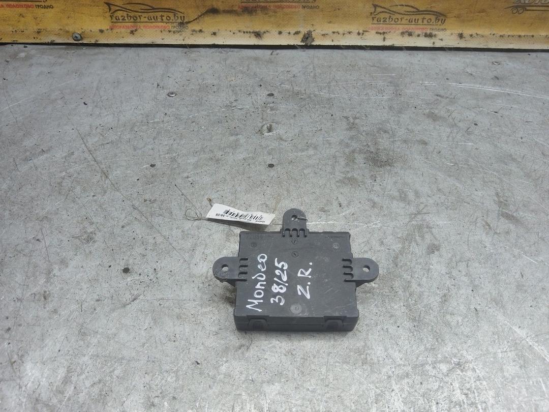 Блок управления двери задней правой EZFEDB Ford Mondeo купить с доставкой