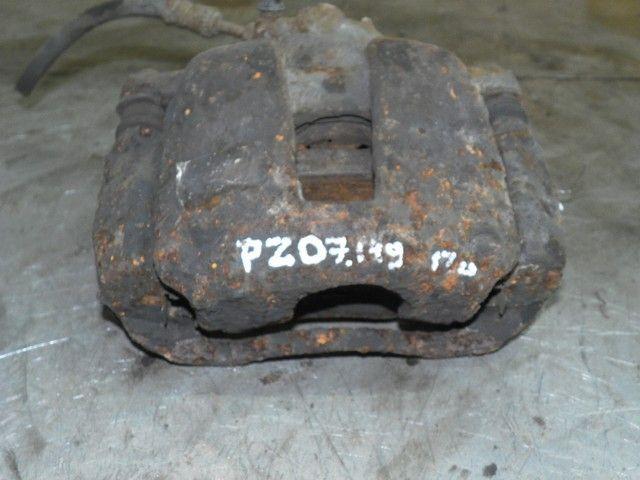 Суппорт передний правый I02RQX Peugeot 207