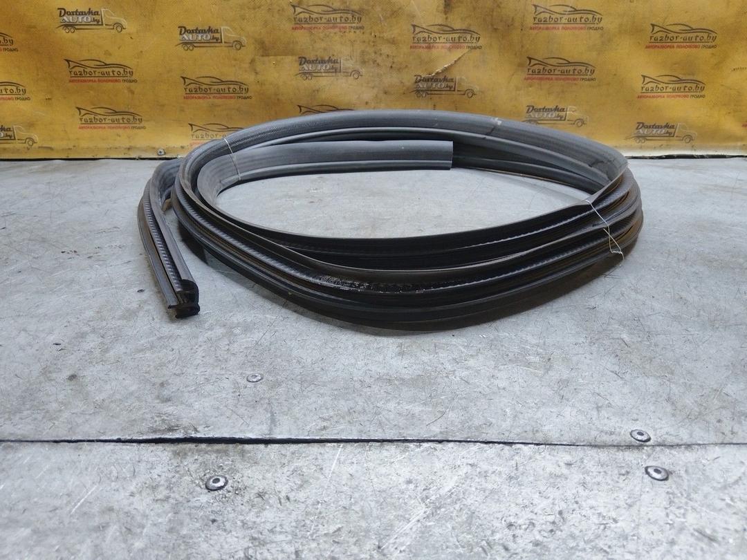 Уплотнитель двери передней правой TNHSV4 Ford Galaxy купить