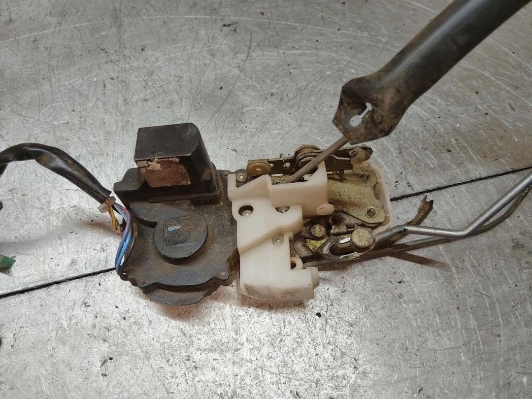 Замок двери передней левой 7WEISG Rover 45 купить